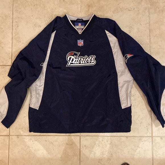 Authentic Patriots Team Apparel Wind Shirt - Picture 1 of 5
